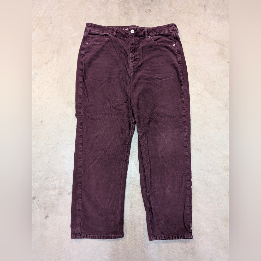American Eagle Outfitters Corduroy Mom Jean.